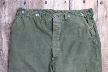 Vintage Swedish military workwear trousers - buckle back - utility pants - 36" x 31"