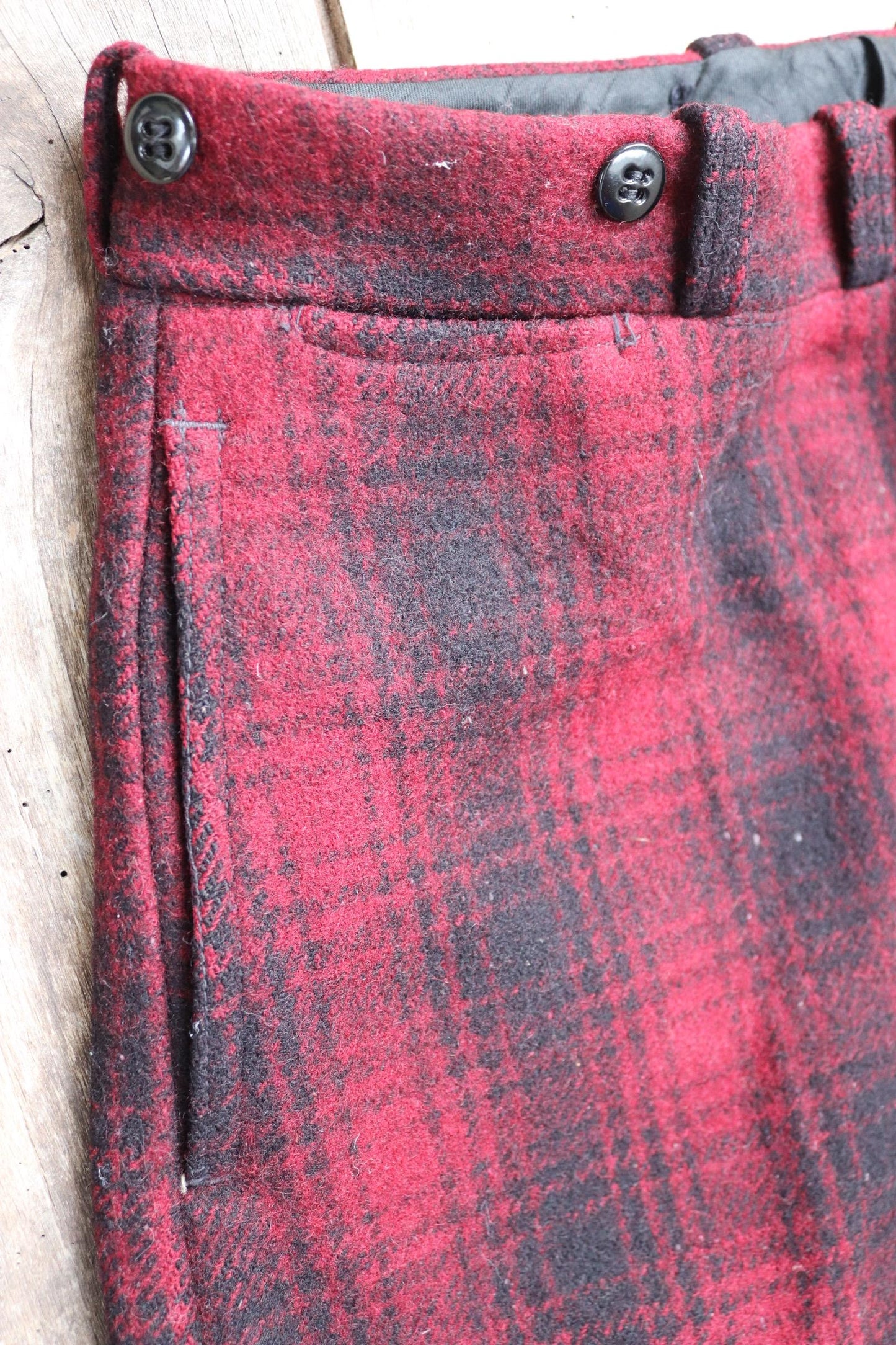 Vintage 1940s Duxbak wool pants - plaid hunting trousers - winter breeches - suspender buttons - 33" x 31"