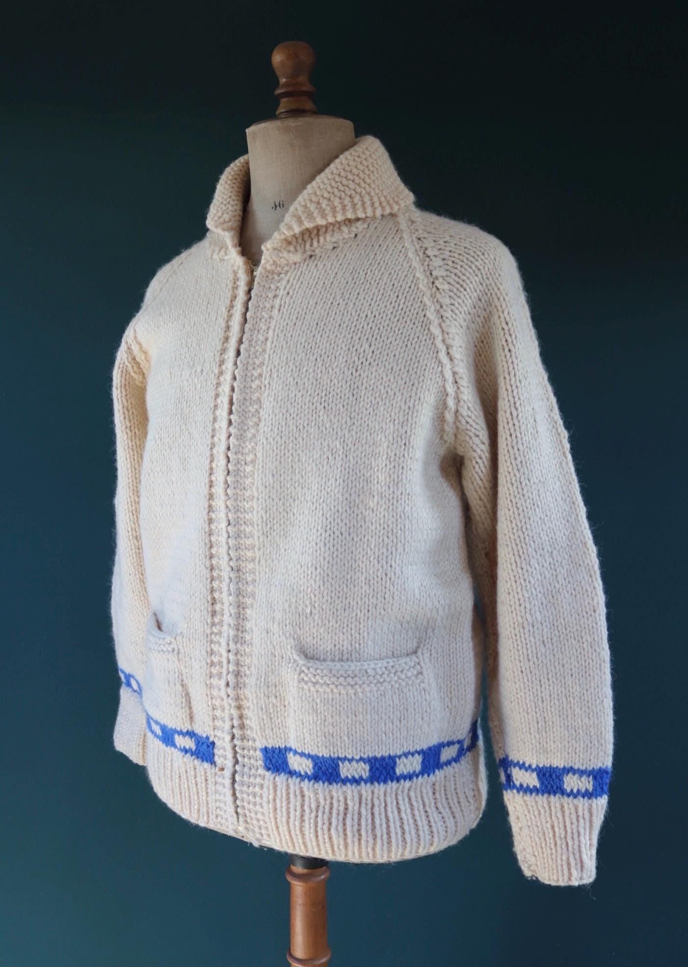 Vintage 1960s novelty hand knitted cardigan - ice hockey design - Mary Maxim - cowichan sweater - 44” chest