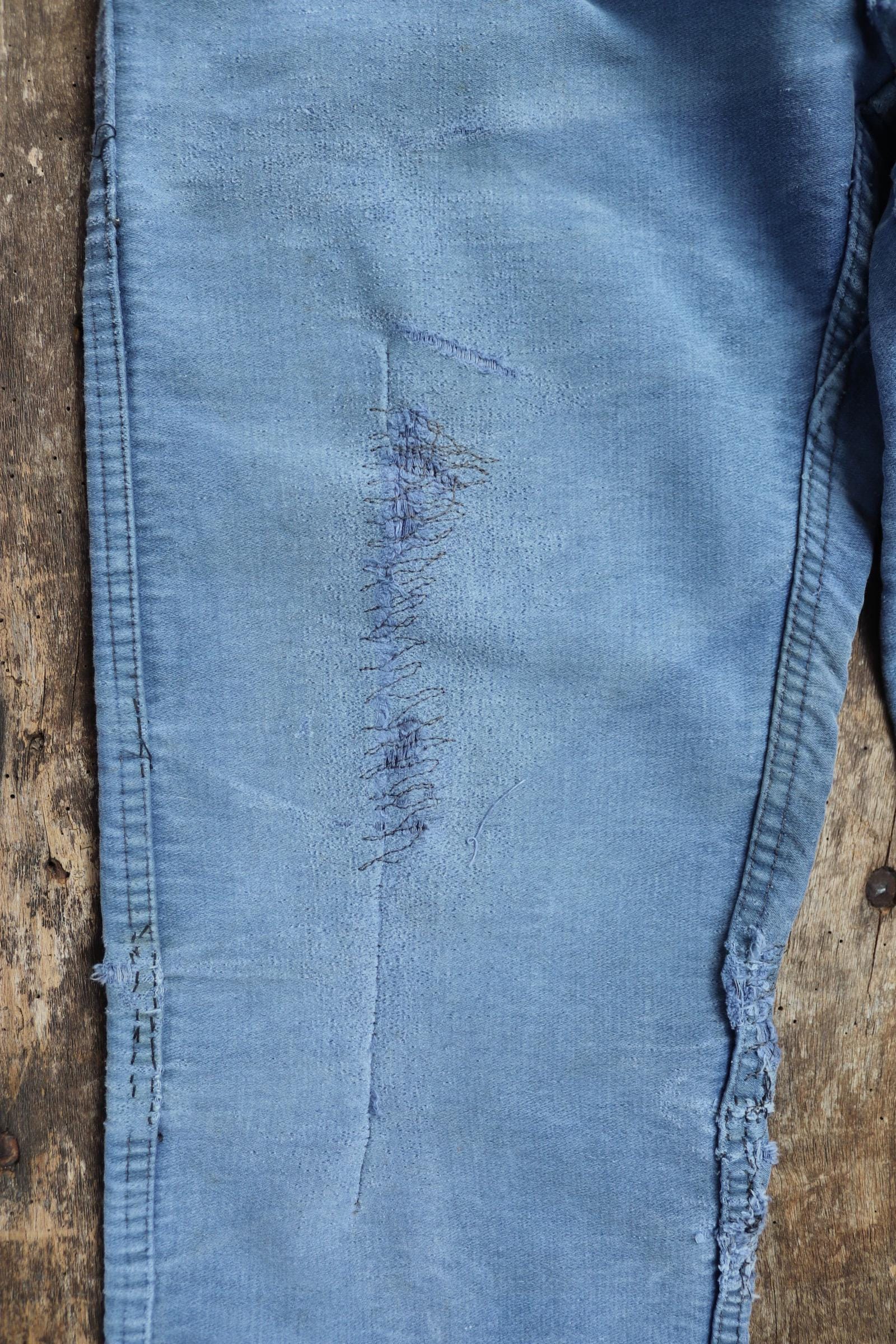 Vintage 1950s French workwear trousers - Le Mont St Michel chore pants - blue moleskin - darned and repaired - 31” x 27”