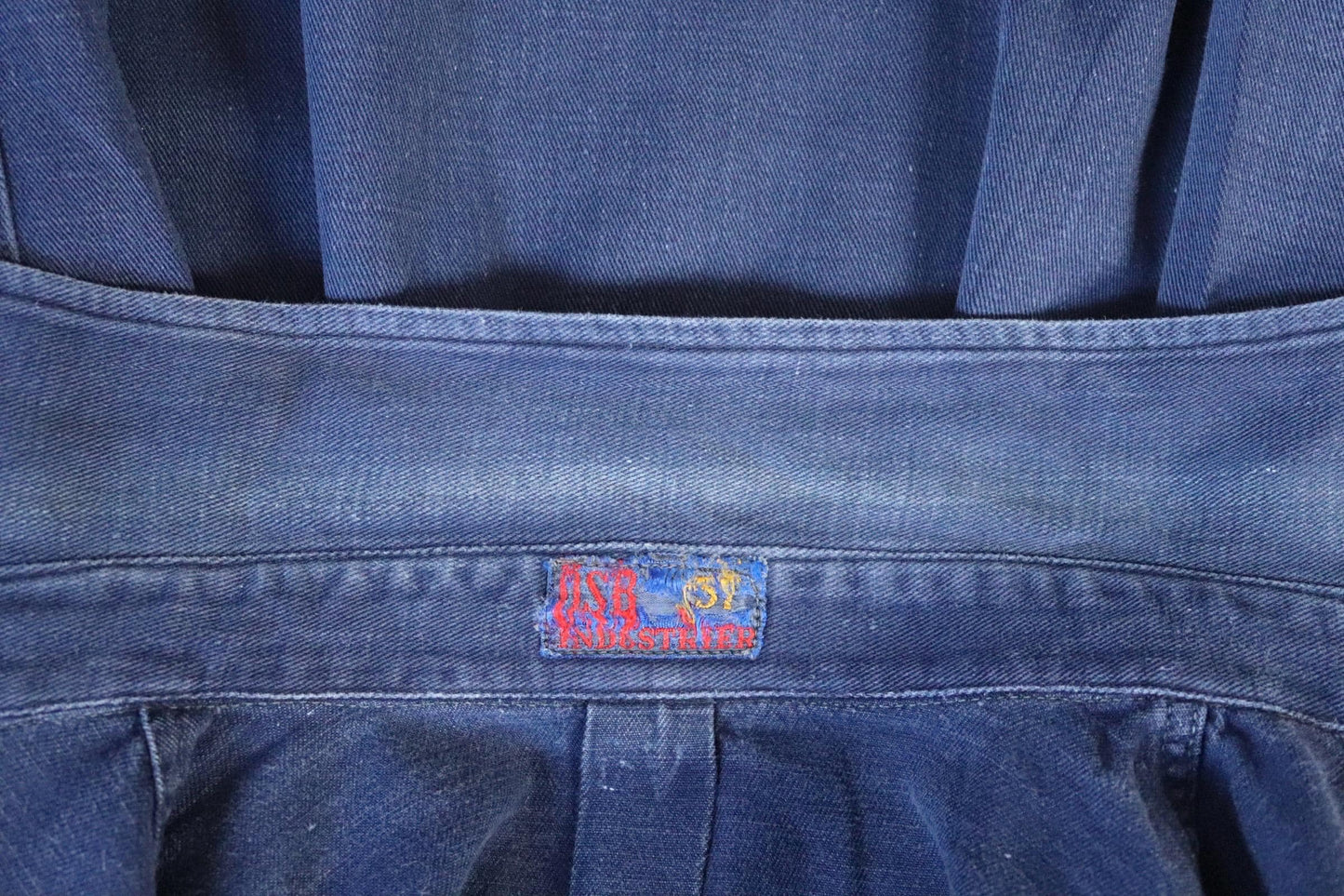 Vintage 1950s Swedish indigo cotton shirt - military workwear - 42” chest