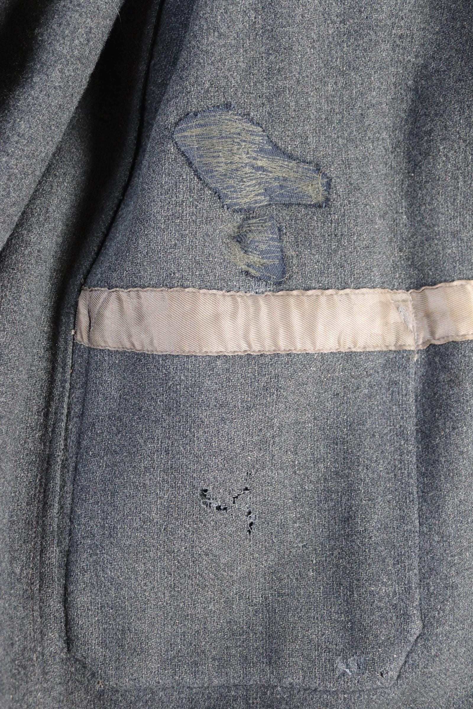 Vintage 1950s Gloverall duffle coat - grey wool jacket - wooden toggle buttons - 54" chest