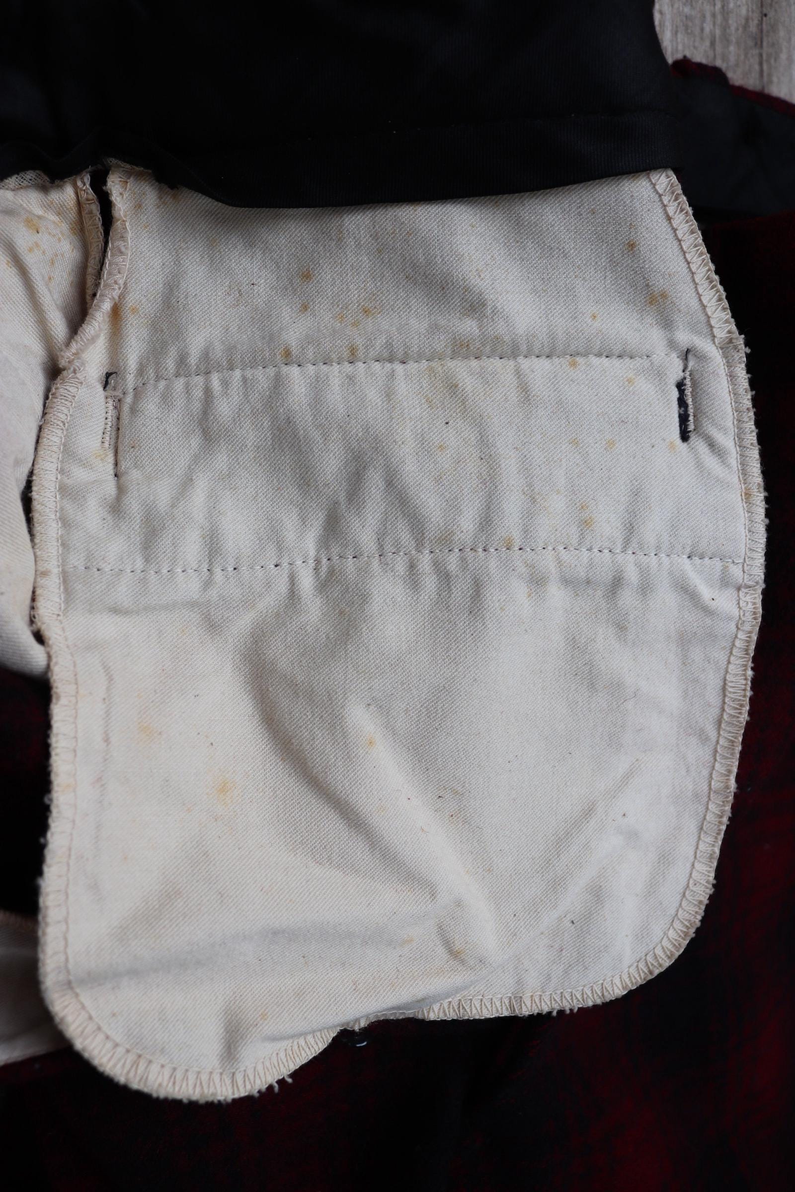 Vintage 1940s Duxbak wool pants - plaid hunting trousers - winter breeches - suspender buttons - 33" x 31"