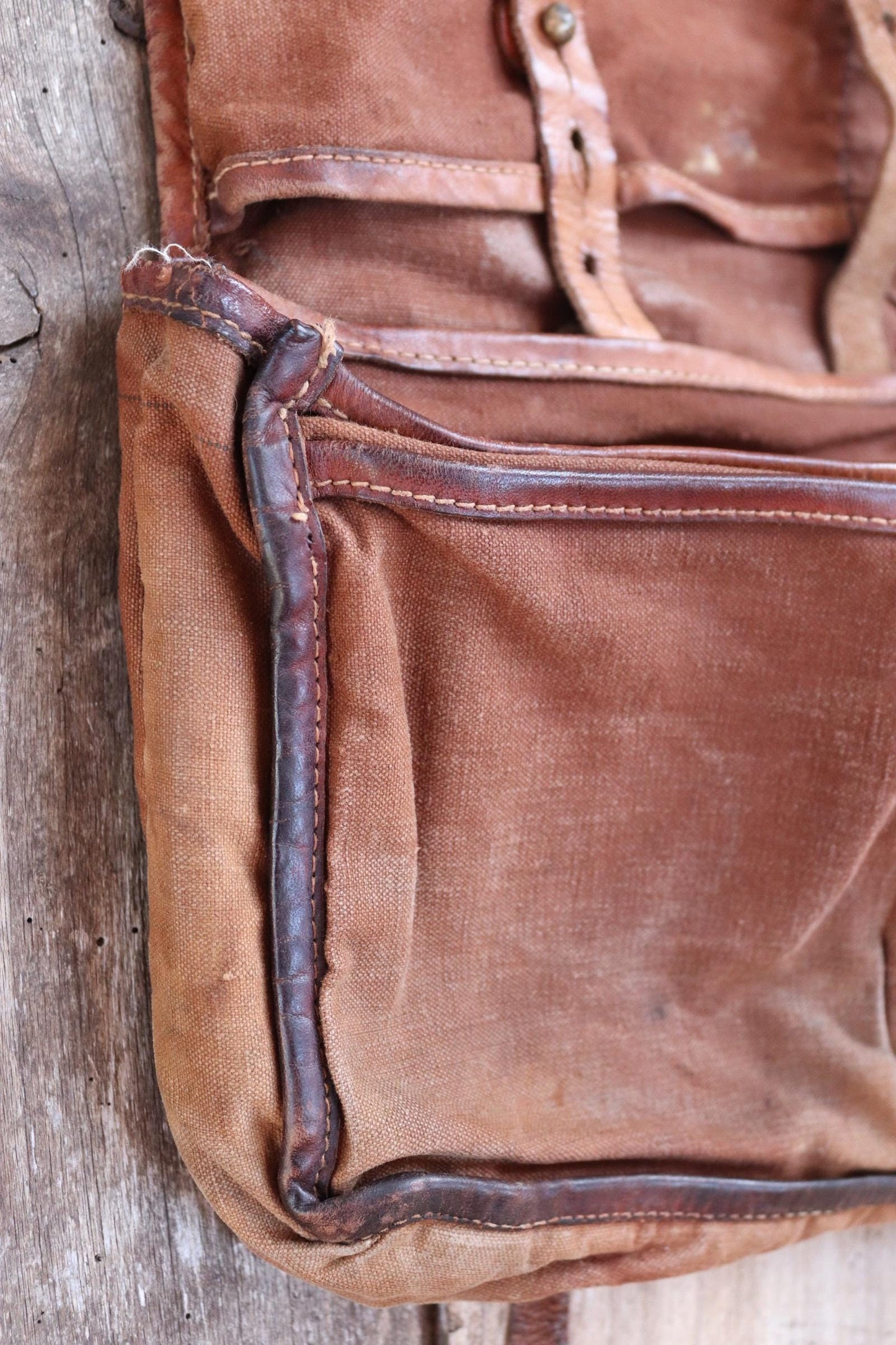 Vintage 1940s Swedish army medical bag - WW2 military shoulder bag - brown canvas leather cross body