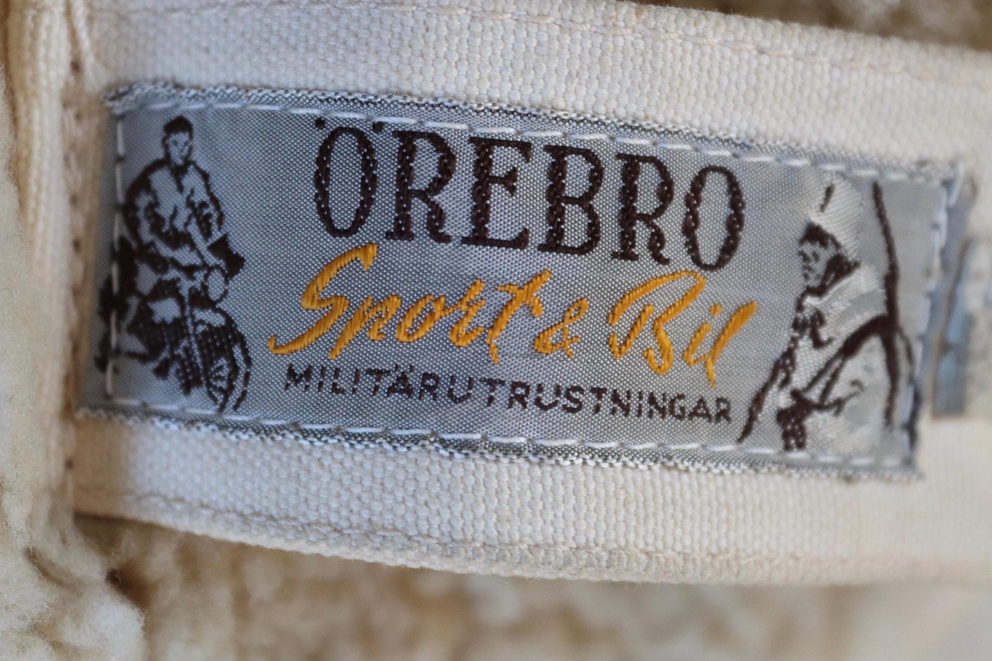 Vintage 1940s Swedish Livpäls sheepskin coat - military greatcoat - 50” chest