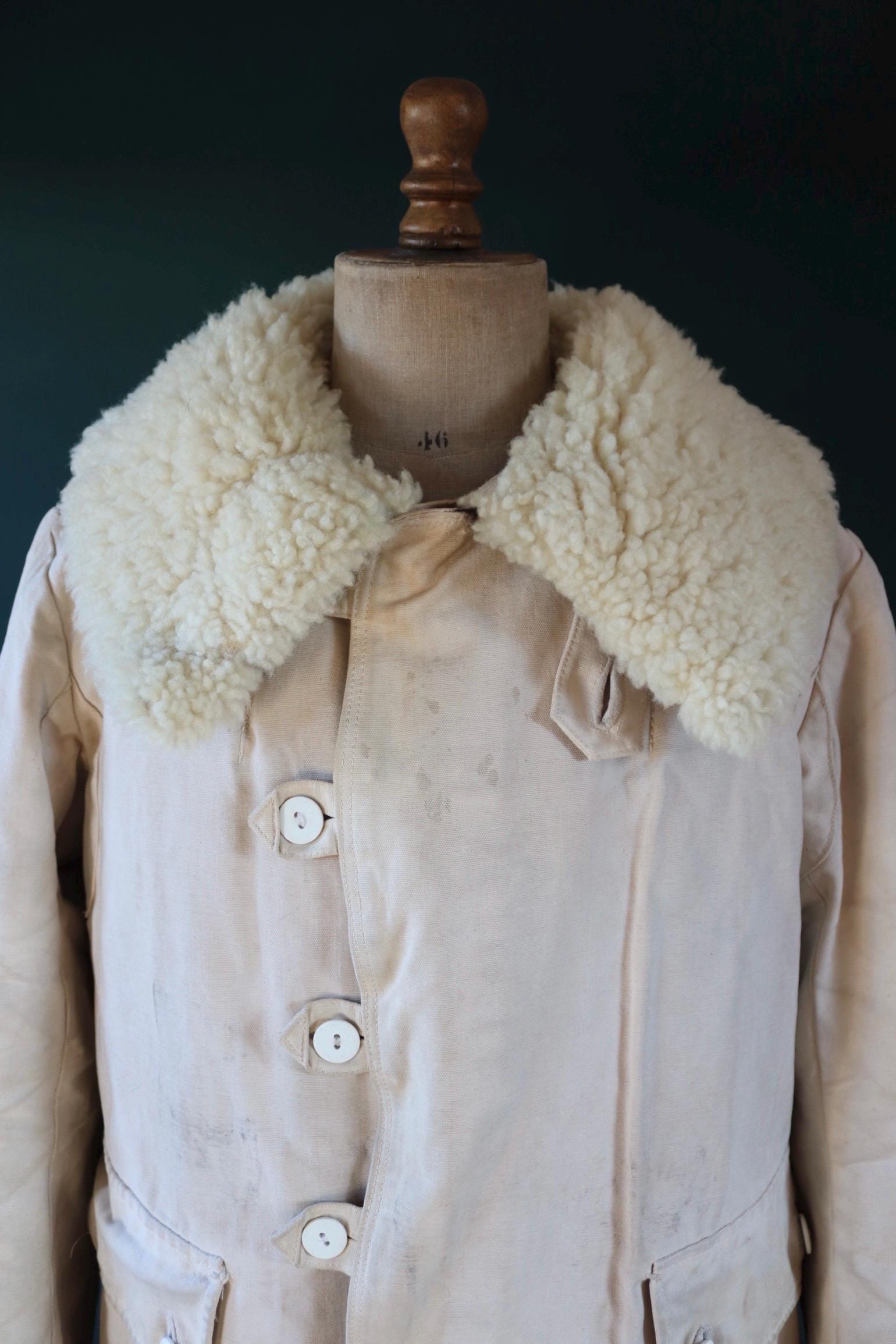 Vintage 1940s Swedish Livpäls sheepskin coat - M1944 - military greatcoat - 47” chest