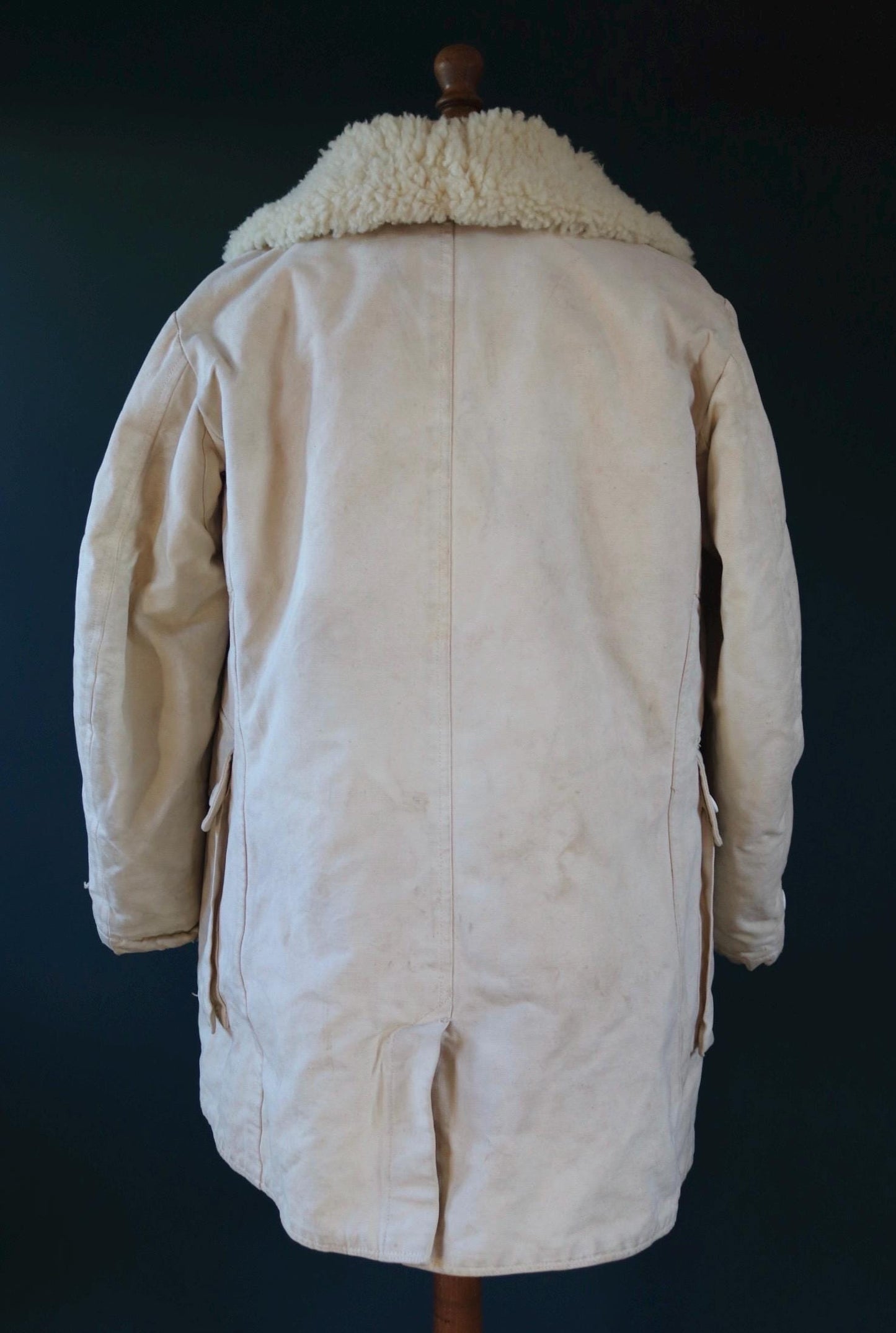 Vintage 1940s Swedish Livpäls sheepskin coat - M1944 - military greatcoat - 47” chest