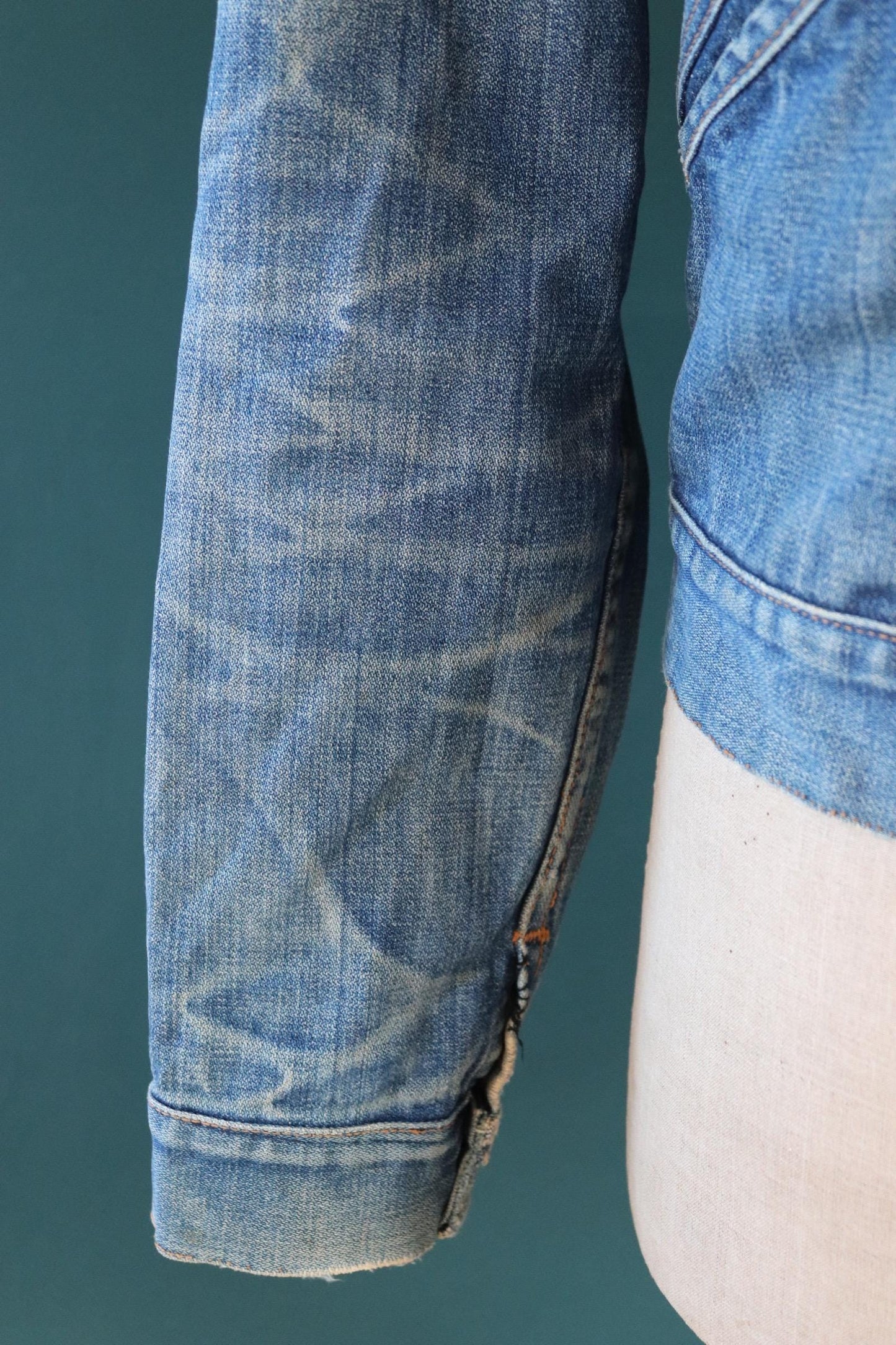 Vintage 1970s Wrangler jacket - denim workwear - whisker fades - 38" chest