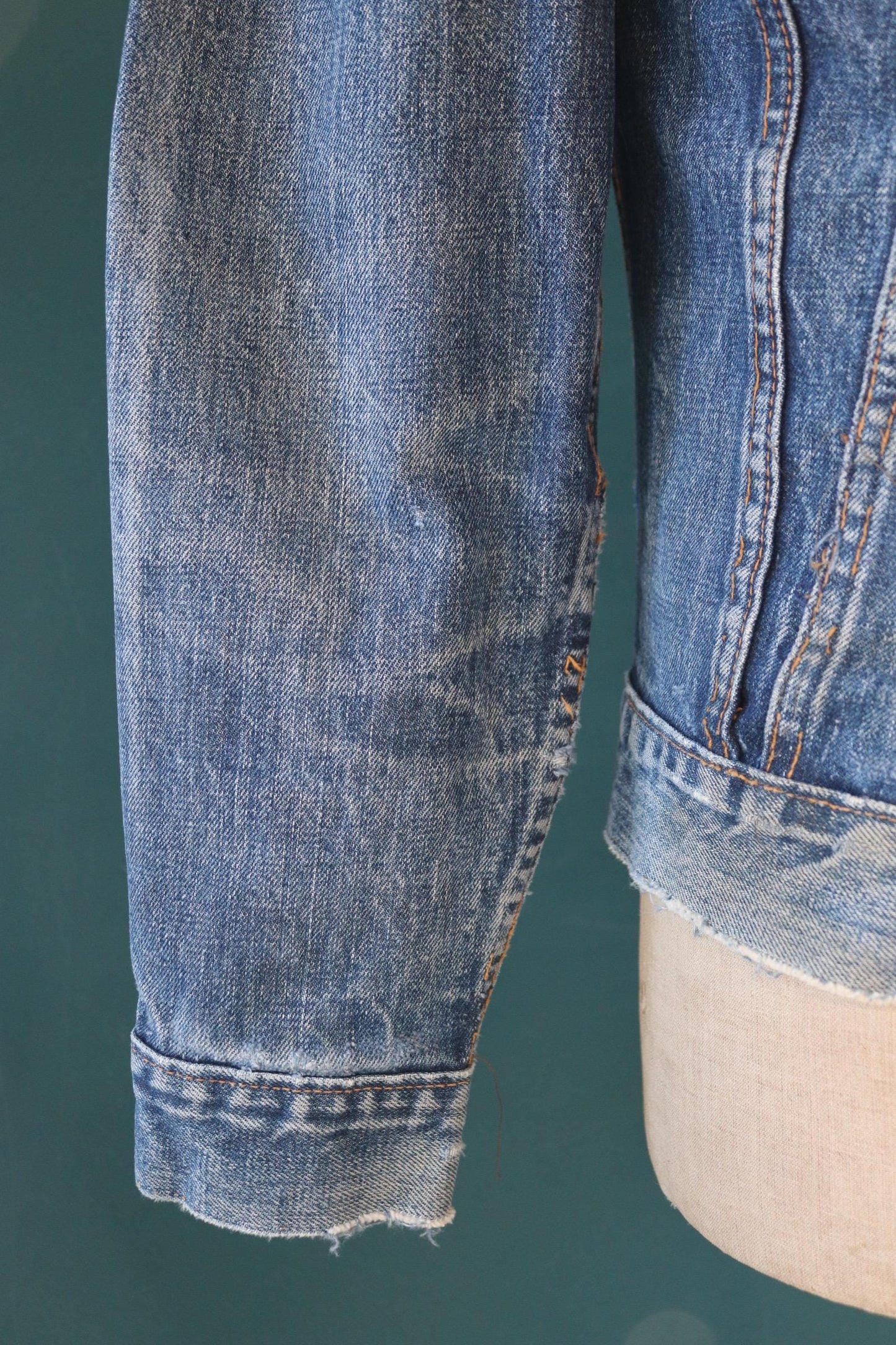 Vintage 1970s Levis big E denim jacket - Levi Strauss red tab - type 3 - trucker workwear - 36” chest