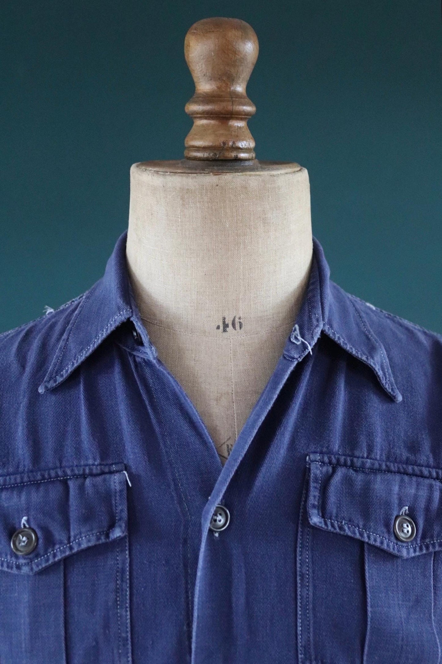 Vintage 1950s Swedish indigo cotton shirt - military workwear - 43” chest