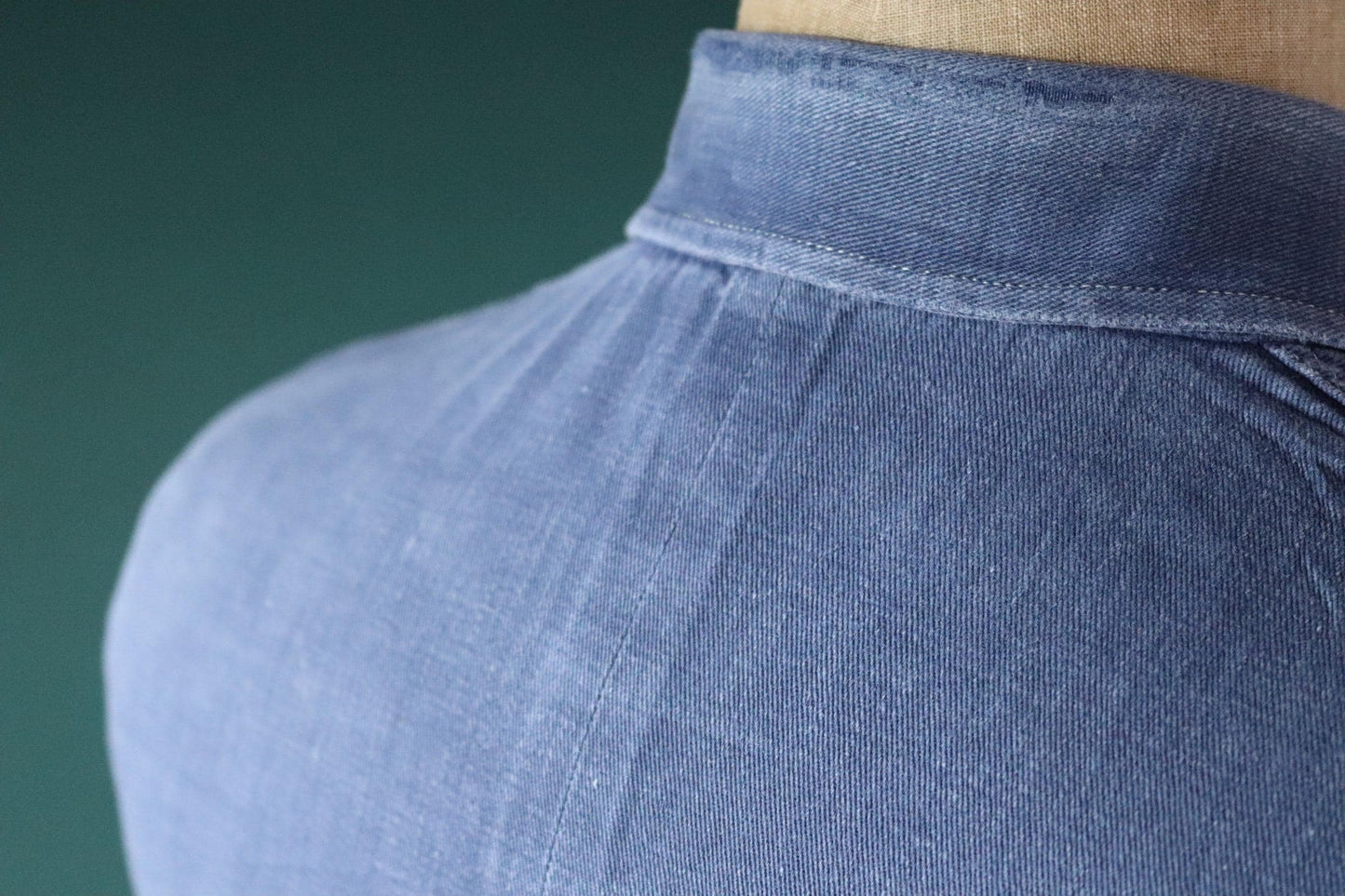 Vintage 1950s Swedish indigo cotton shirt - military workwear - 44” chest