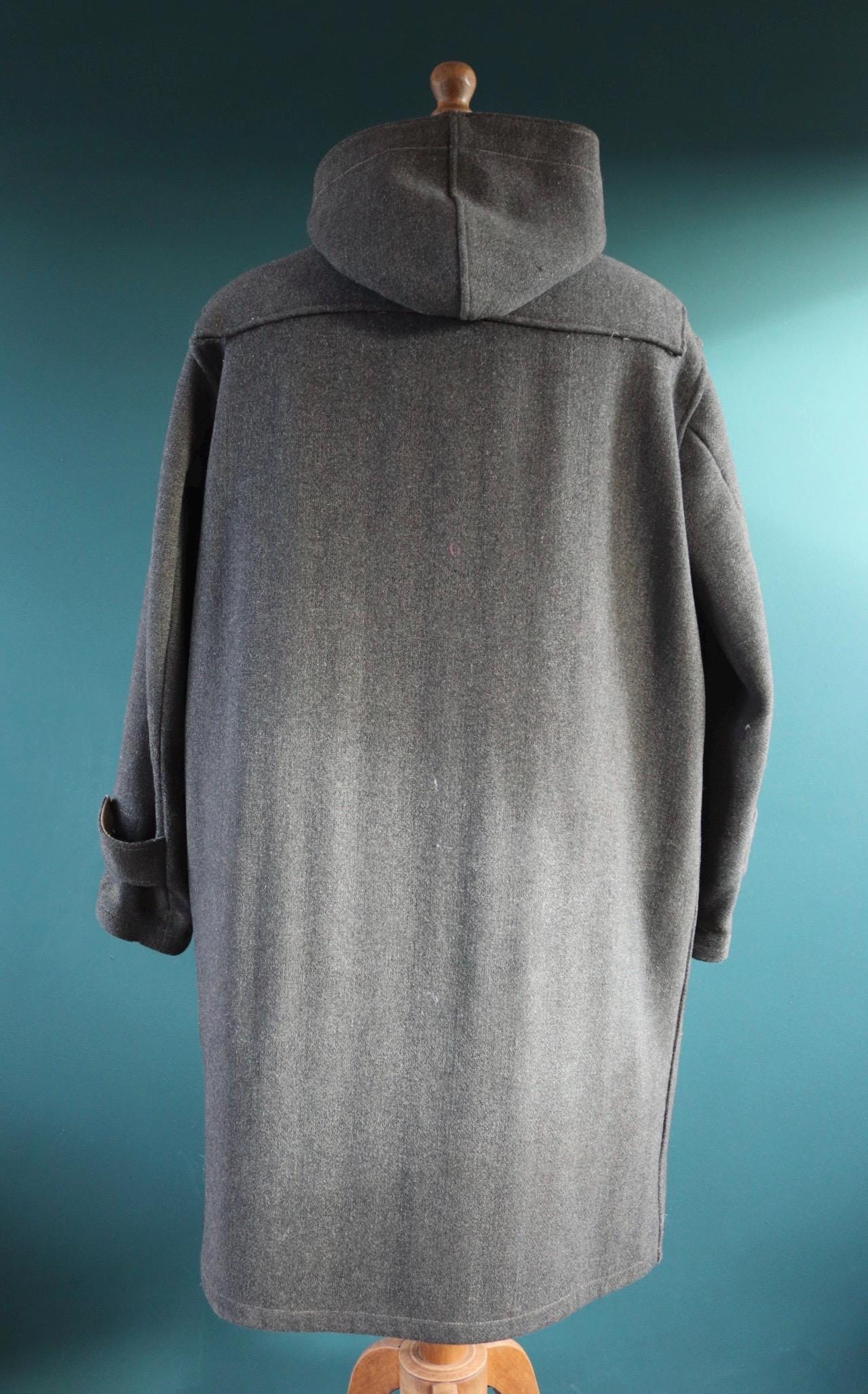 Vintage 1950s Gloverall duffle coat - grey wool jacket - wooden toggle buttons - 54" chest