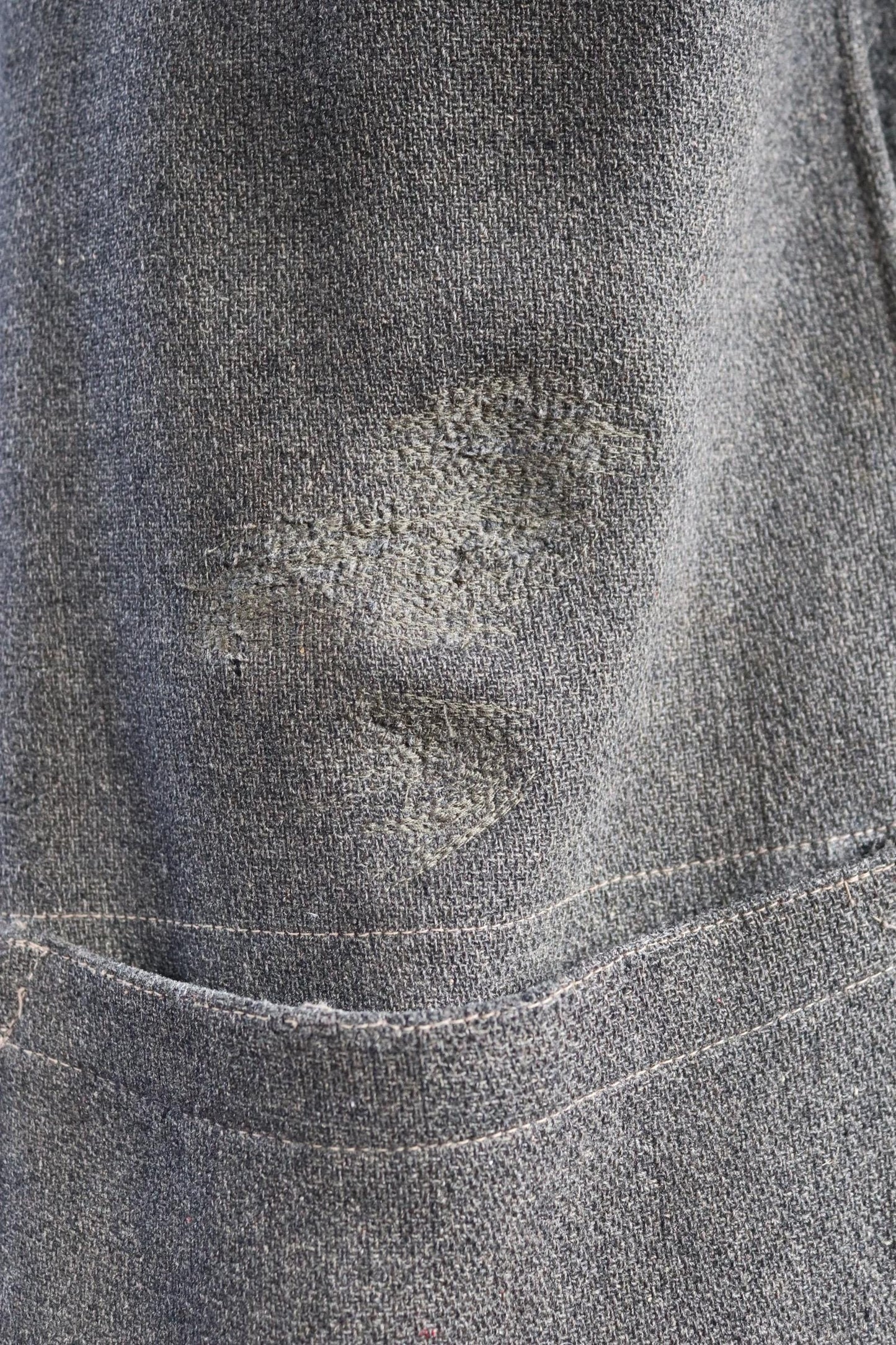 Vintage 1950s Gloverall duffle coat - grey wool jacket - wooden toggle buttons - 54" chest