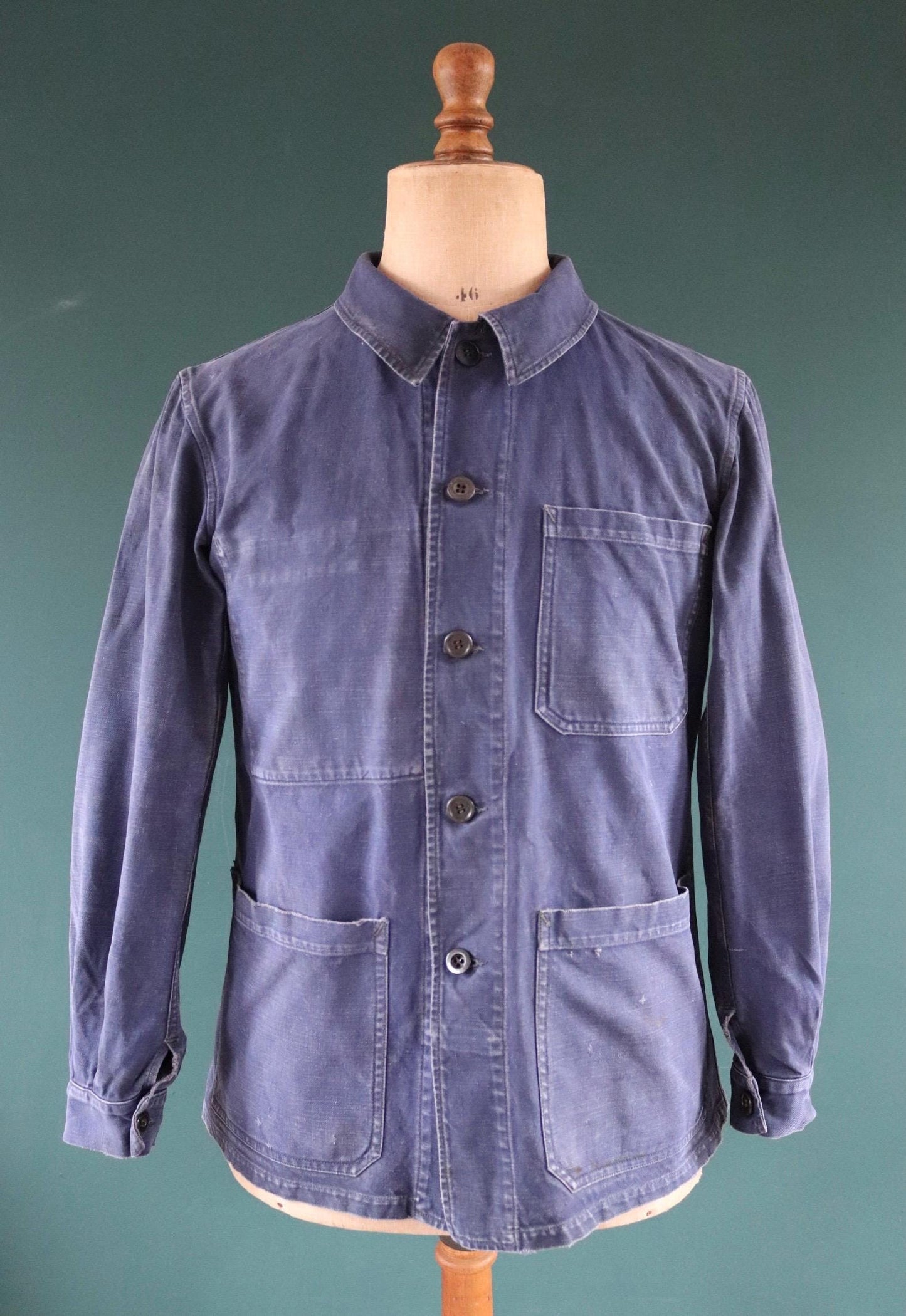 Vintage French blue workwear jacket - 1960s cotton chore coat - 42” chest