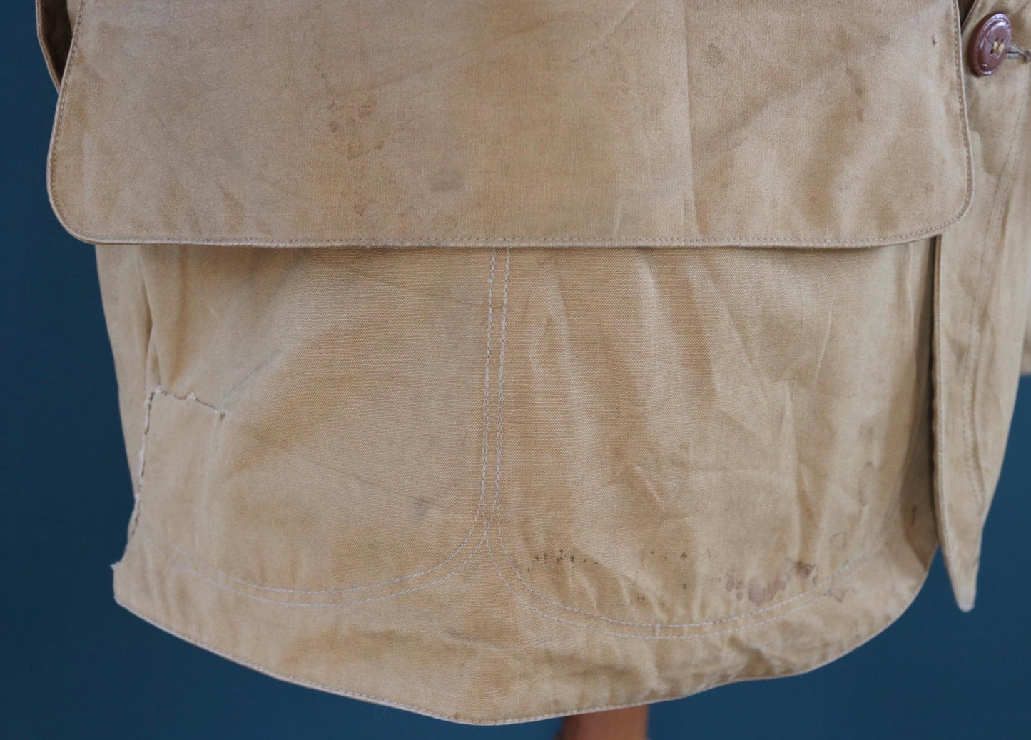 Vintage 1930s Duxbak Utica hunting jacket - duck cotton chore coat - American workwear - 53” chest