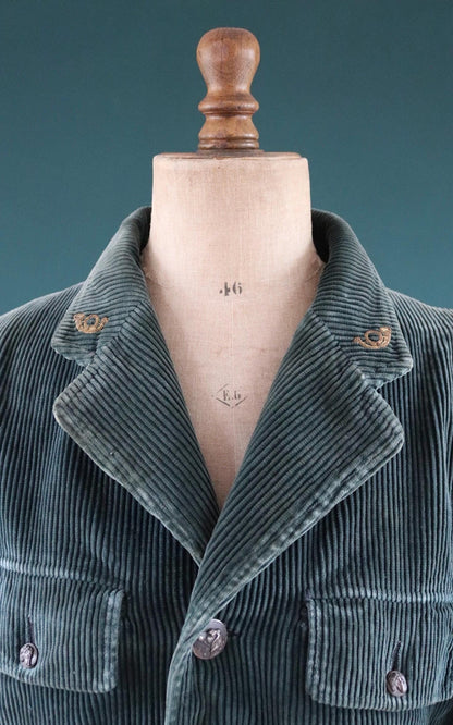 Vintage French workwear jacket - green corduroy - gamekeeper chore coat - 45” chest