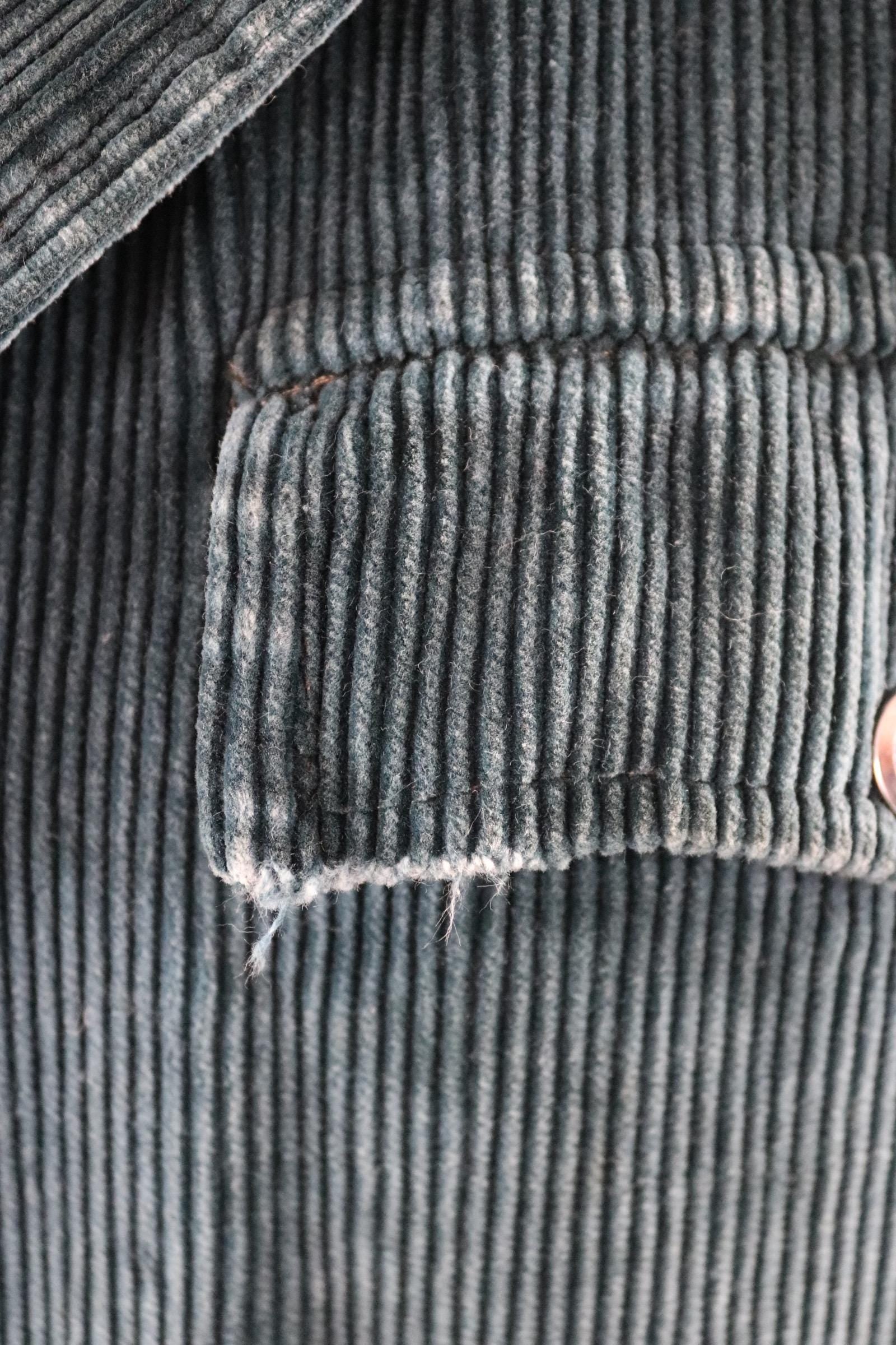 Vintage French workwear jacket - green corduroy - gamekeeper chore coat - 44” chest