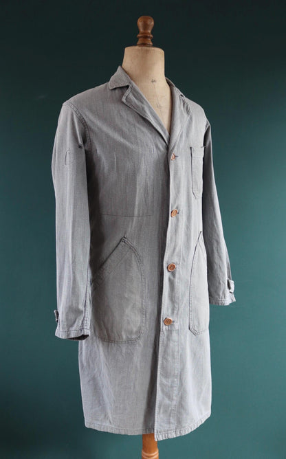 Vintage 1950s French workwear jacket - 1960s overalls - grey duster chore coat - 40” chest