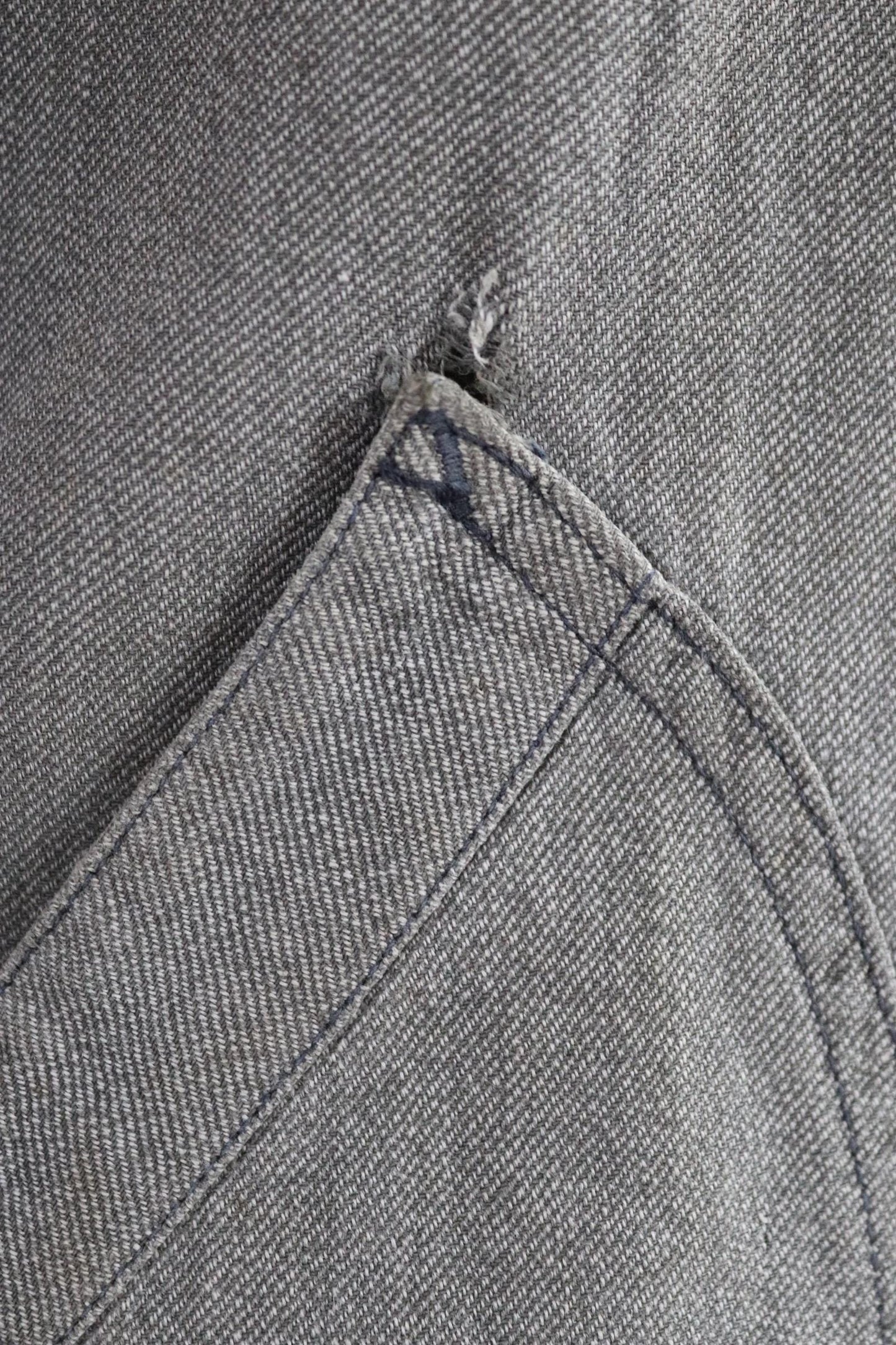 Vintage 1950s French workwear jacket - 1960s overalls - grey duster chore coat - 40” chest