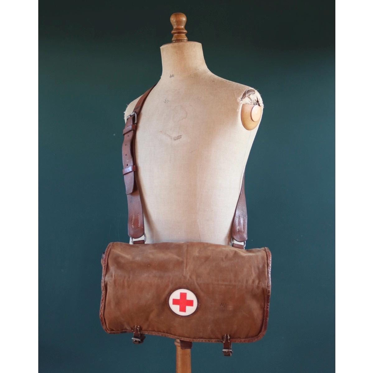 Vintage 1940s Swedish army medical bag - WW2 military shoulder bag - brown canvas leather cross body