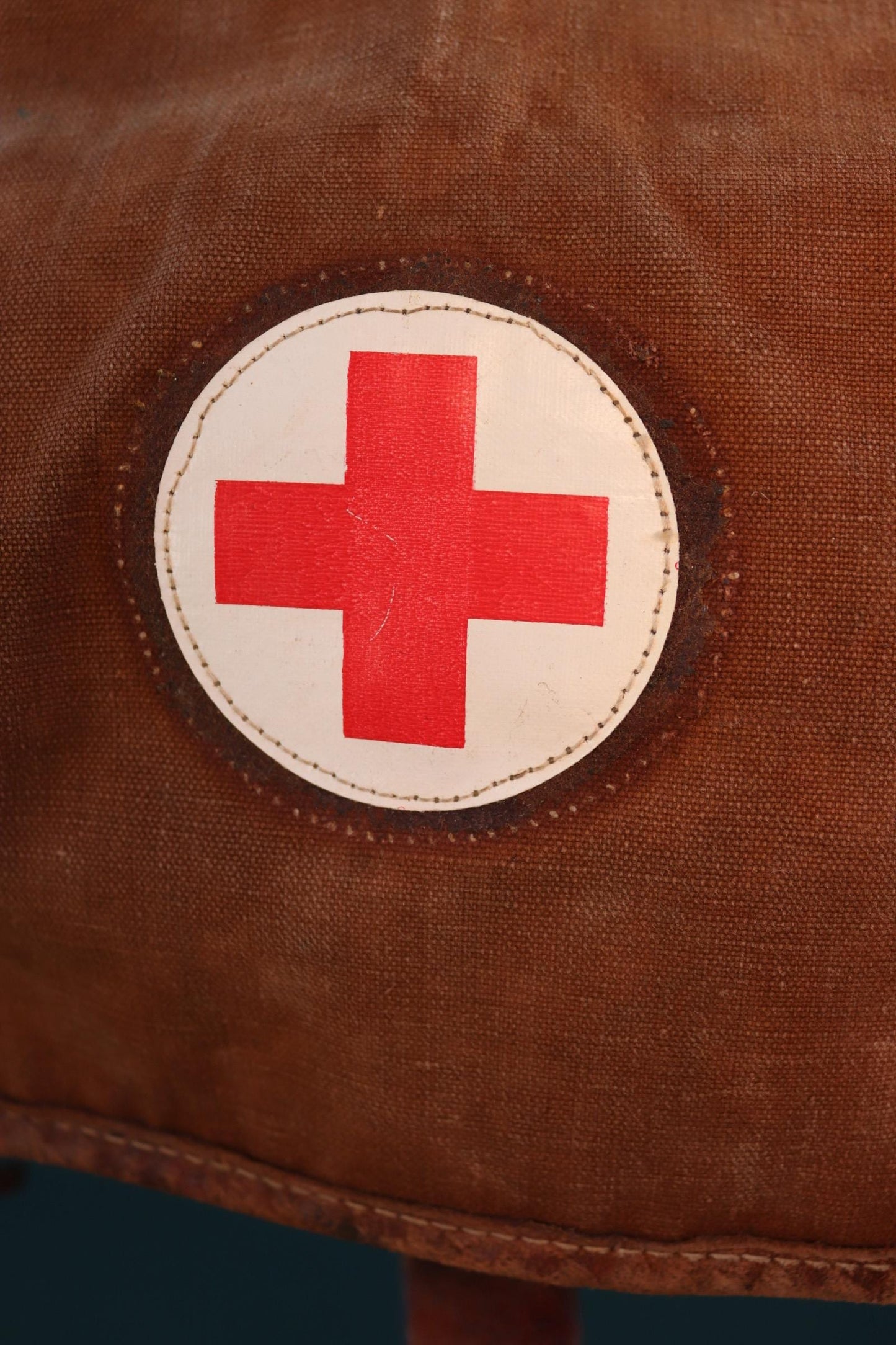 Vintage 1940s Swedish army medical bag - WW2 military shoulder bag - brown canvas leather cross body