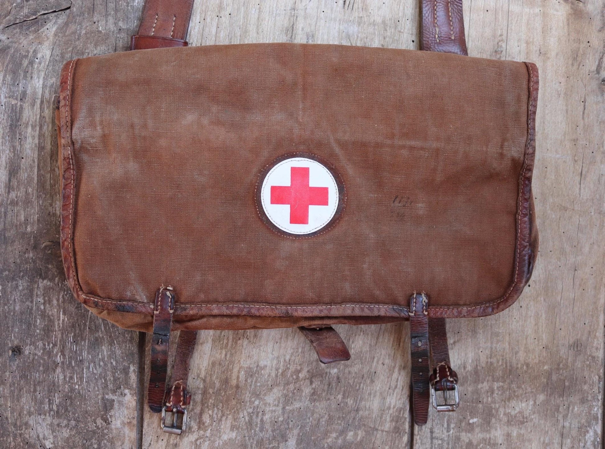 Vintage 1940s Swedish army medical bag - WW2 military shoulder bag - brown canvas leather cross body