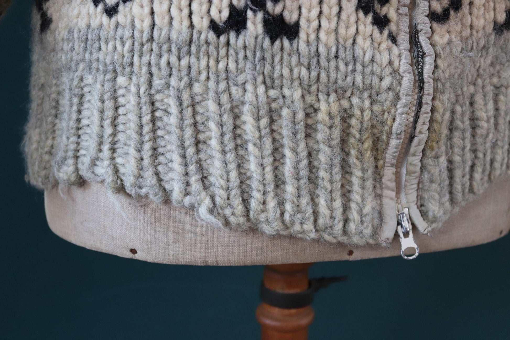 Vintage 1970s Cowichan style wool sweater - hand made Thunderbird cardigan - chunky knit - 40" chest