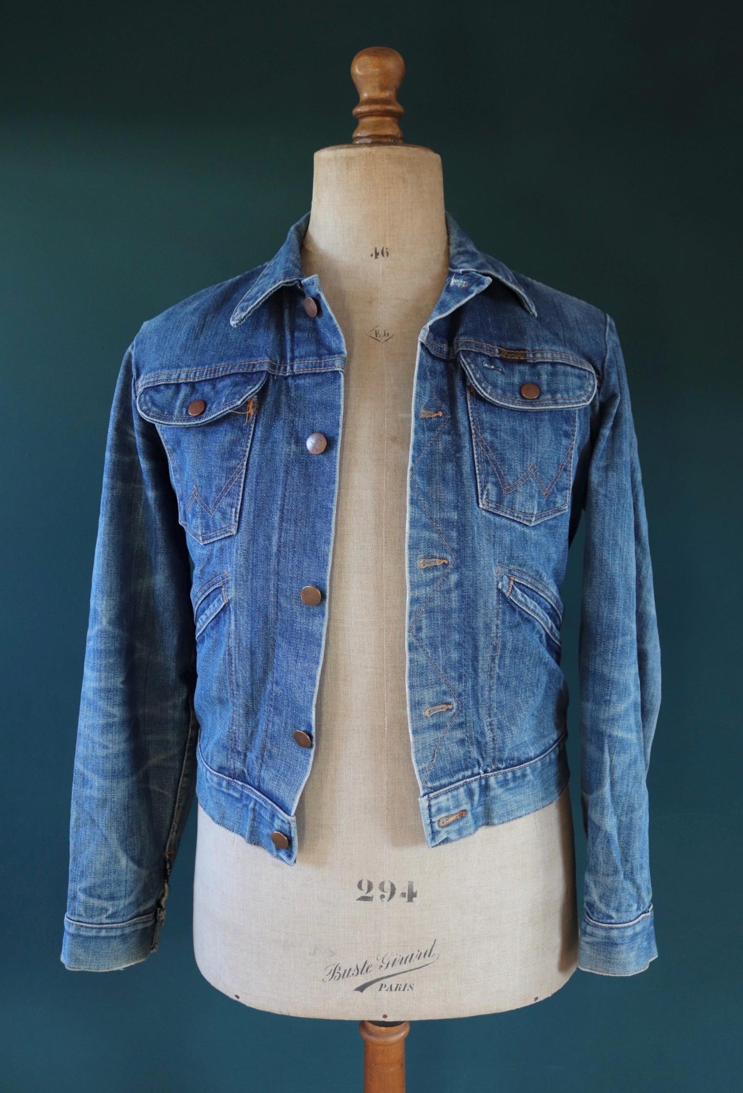 Vintage 1970s Wrangler jacket - denim workwear - whisker fades - 38" chest