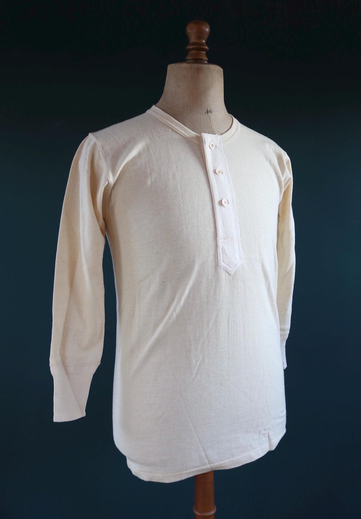 Vintage 1940s 50s French wool undershirt - Henley shirt - thermal base layer - 38" chest