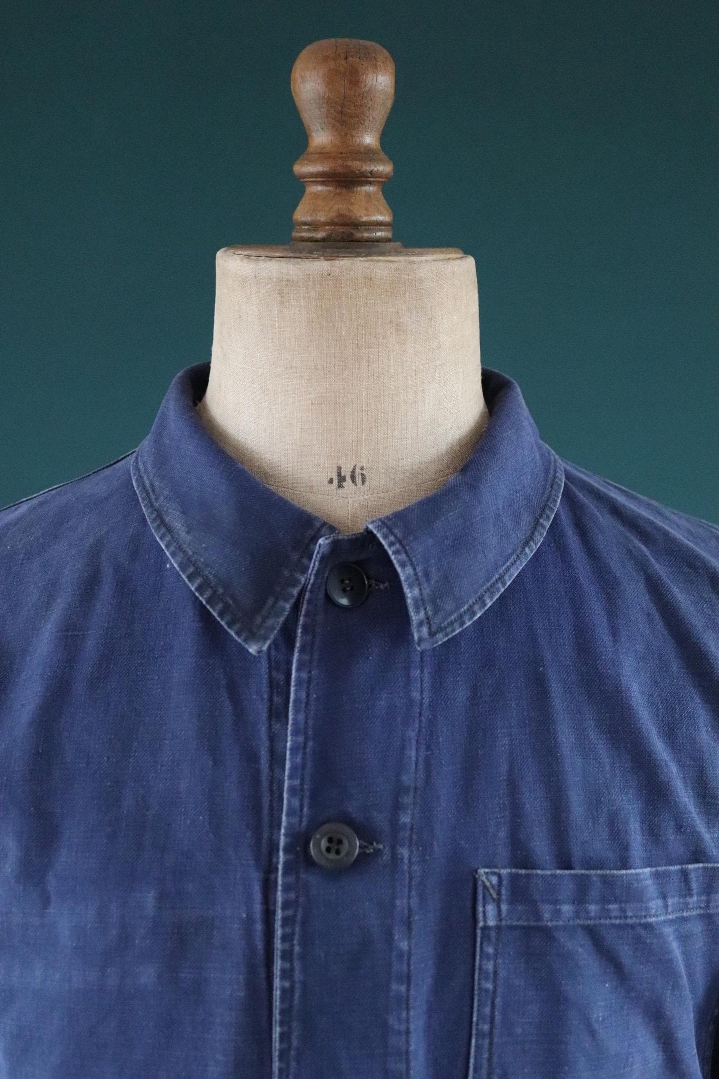 Vintage French blue workwear jacket - 1960s cotton chore coat - 42” chest