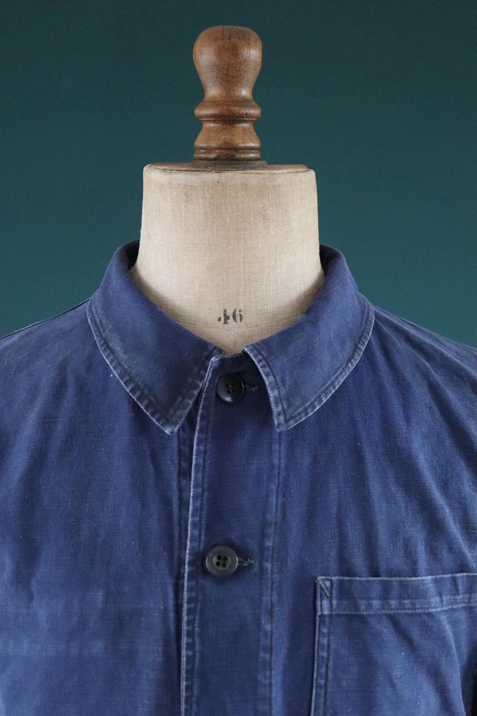 Vintage French blue workwear jacket - 1960s cotton chore coat - 42” chest