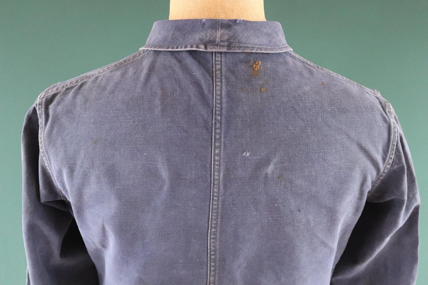 Vintage French blue workwear jacket - 1960s cotton chore coat - 42” chest