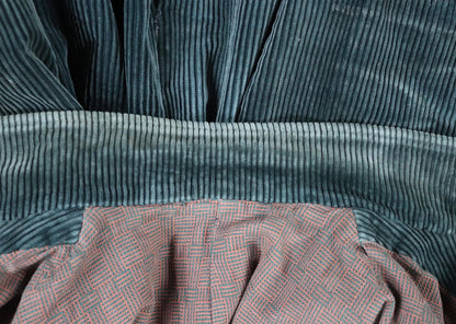 Vintage French workwear jacket - green corduroy - gamekeeper chore coat - 45” chest