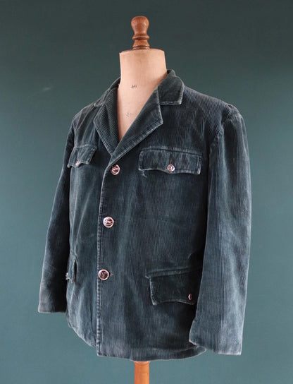Vintage French workwear jacket - green corduroy - gamekeeper chore coat - 44” chest
