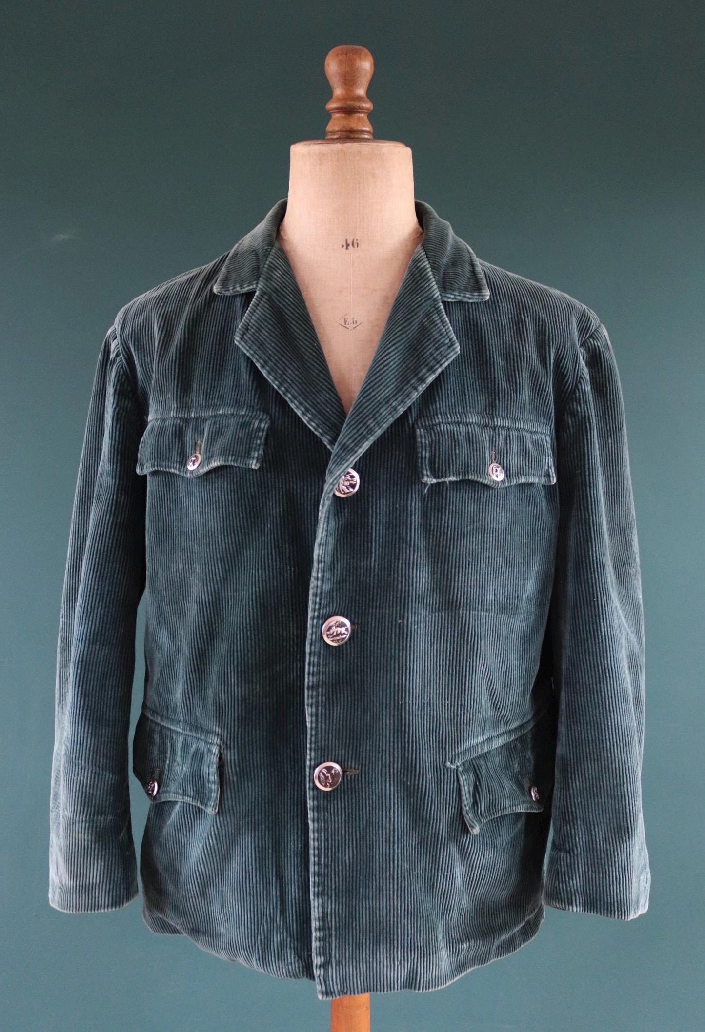 Vintage French workwear jacket - green corduroy - gamekeeper chore coat - 44” chest