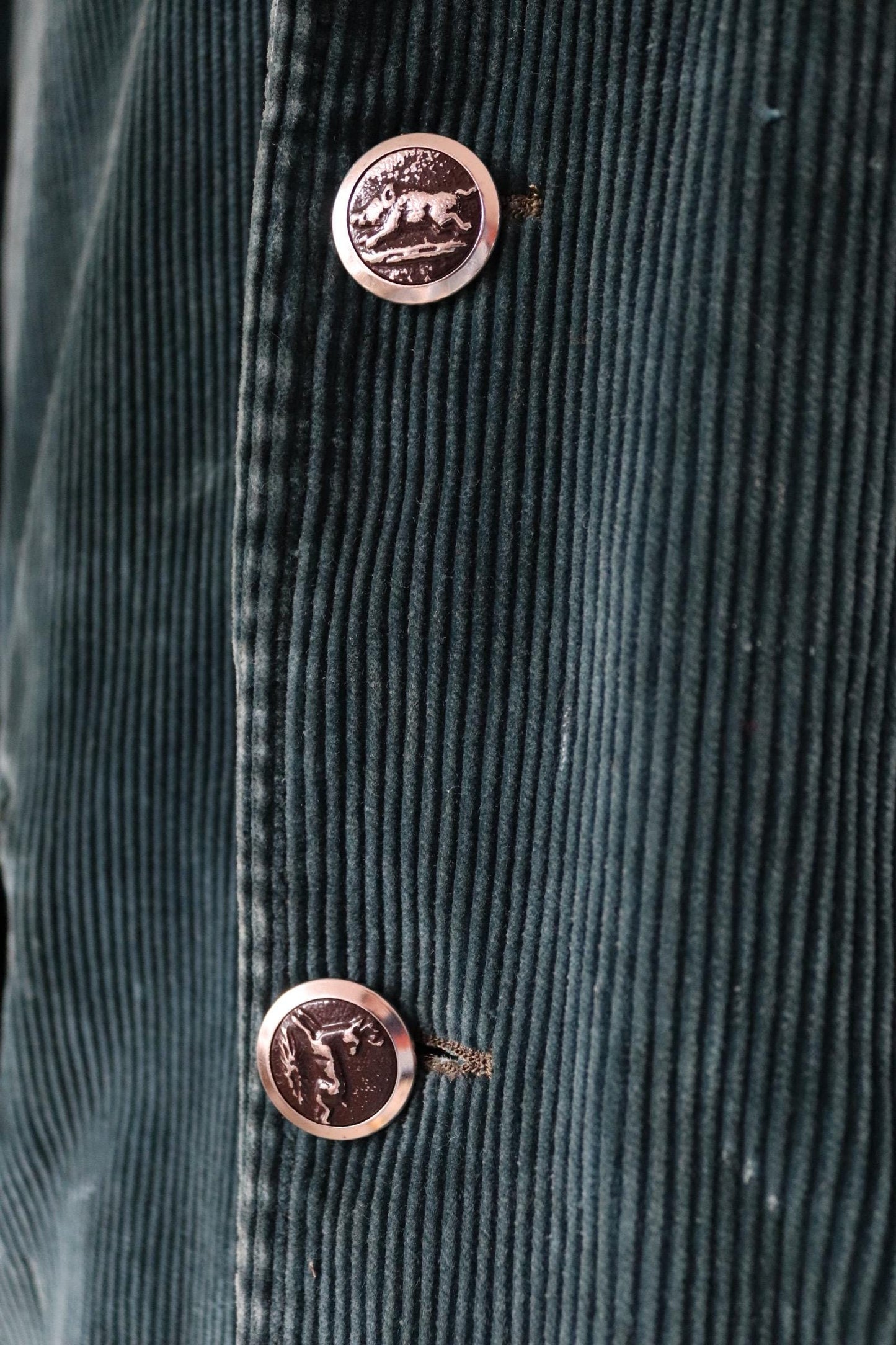 Vintage French workwear jacket - green corduroy - gamekeeper chore coat - 44” chest