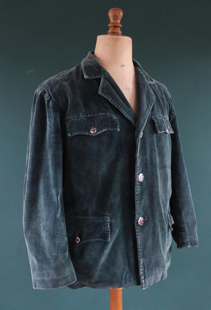 Vintage French workwear jacket - green corduroy - gamekeeper chore coat - 44” chest