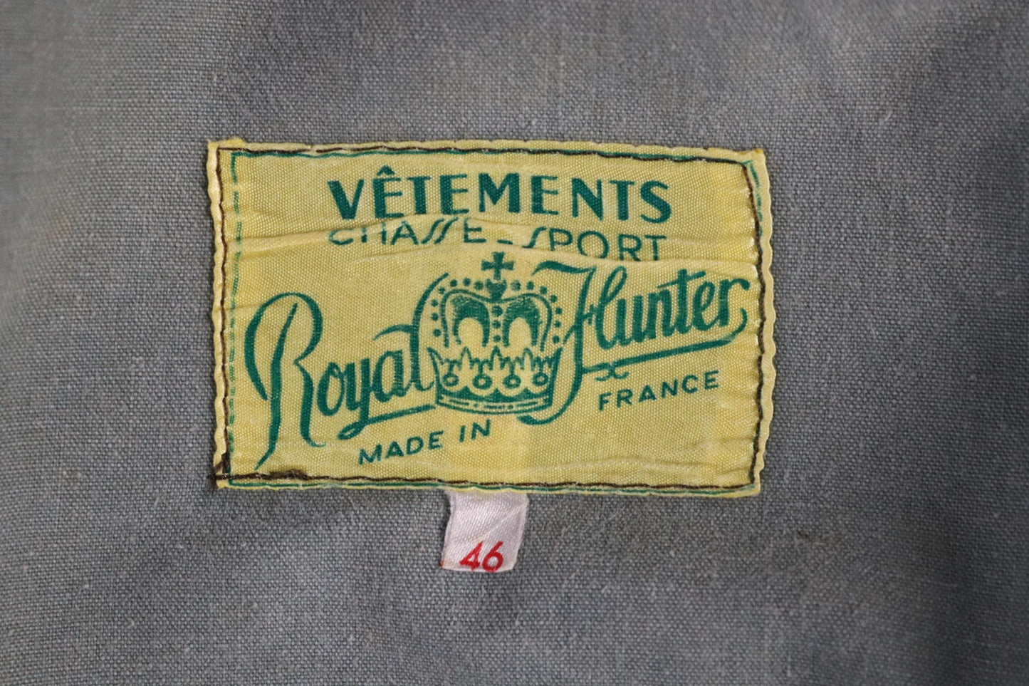 Vintage French workwear jacket - green corduroy - gamekeeper chore coat - 44” chest