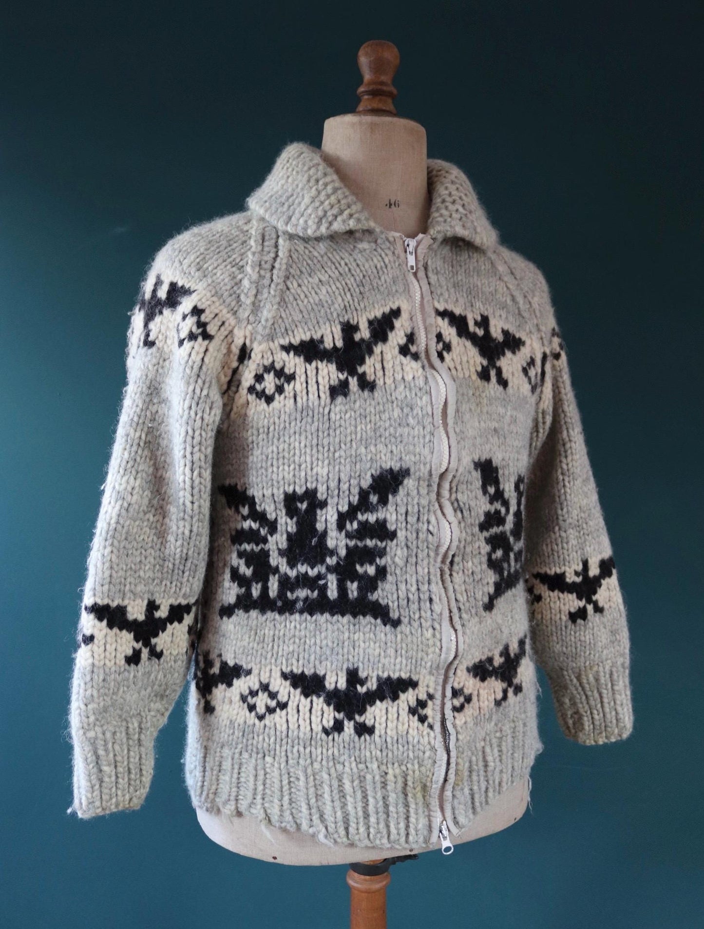 Vintage 1970s Cowichan style wool sweater - hand made Thunderbird cardigan - chunky knit - 40" chest