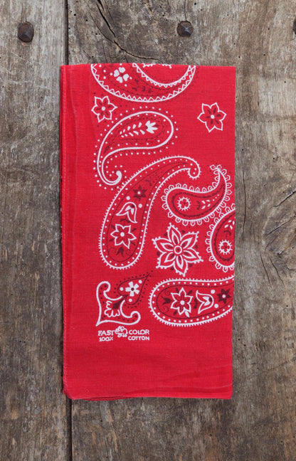 Vintage 1960s Elephant bandana - red cotton neckerchief - Western hanky
