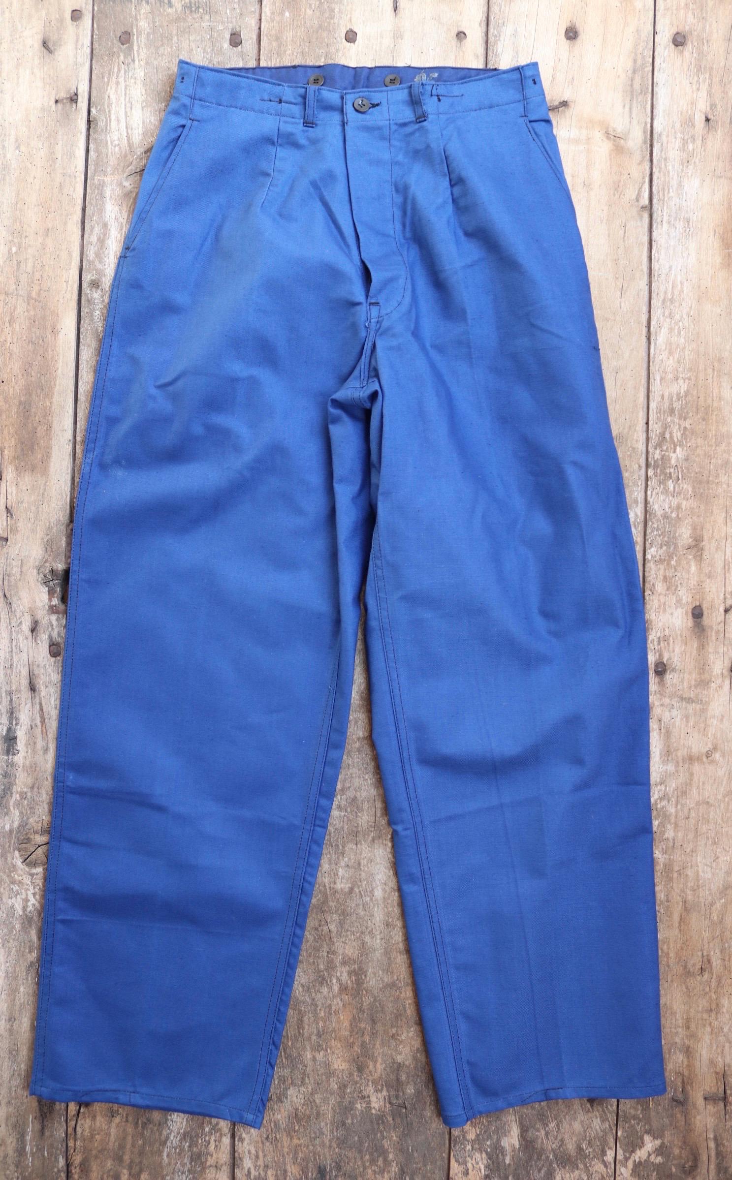 Vintage WW2 workwear trousers - 1940s deadstock - Swedish military - buckle back pants - blue cotton twill - 30” x 32”