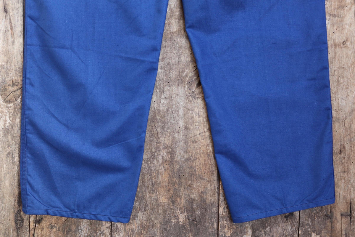 Vintage WW2 workwear trousers - 1940s deadstock - Swedish military - buckle back pants - blue cotton twill - 30” x 32”