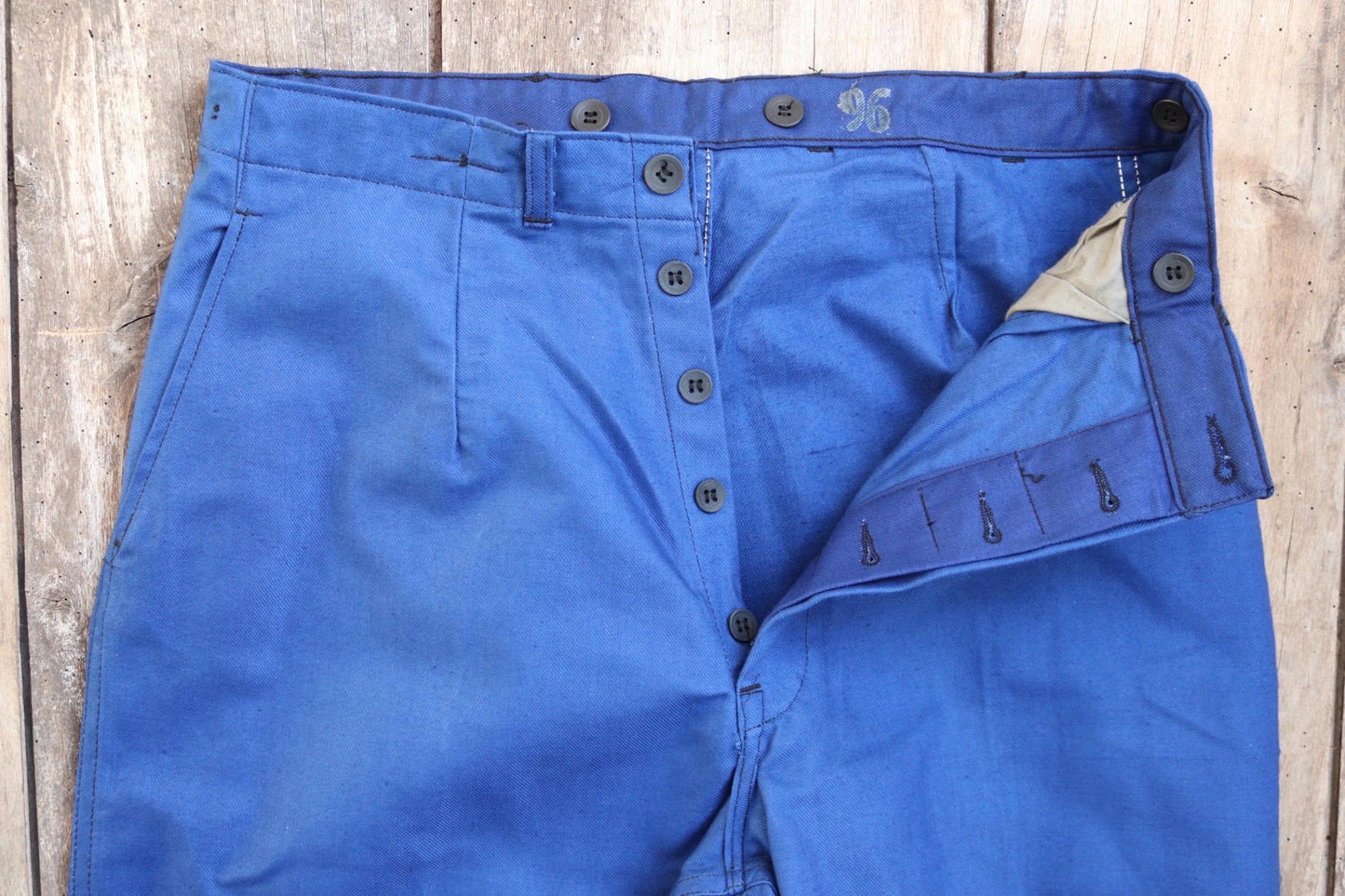 Vintage WW2 workwear trousers - 1940s deadstock - Swedish military - buckle back pants - blue cotton twill - 30” x 32”