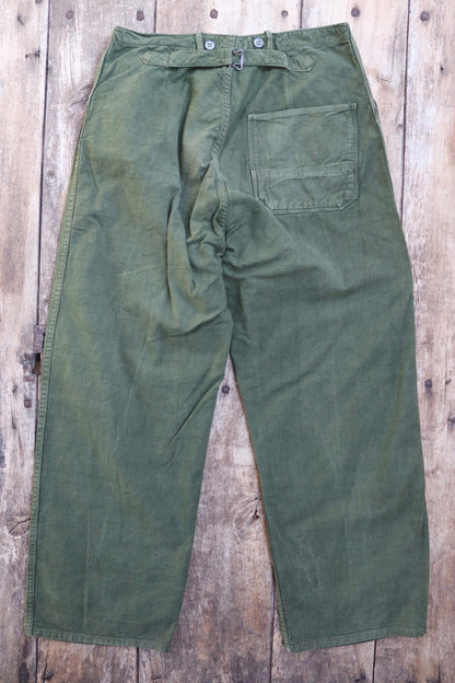 Vintage 1940s Swedish workwear trousers - WW2 utility chore pants - buckle back - 31” x 29”