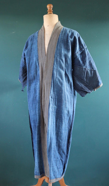 Vintage Japanese boro kimono - indigo kasuri robe - sashiko stitching - traditional dressing gown
