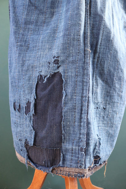Vintage Japanese boro kimono - indigo kasuri robe - sashiko stitching - traditional dressing gown