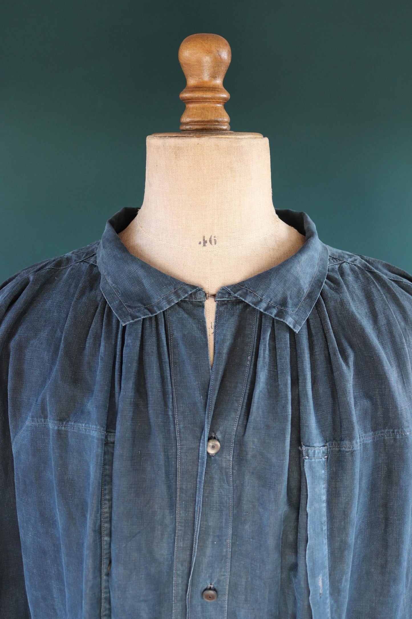 Antique 1900s French indigo biaude - vintage cotton workwear smock - 65" chest