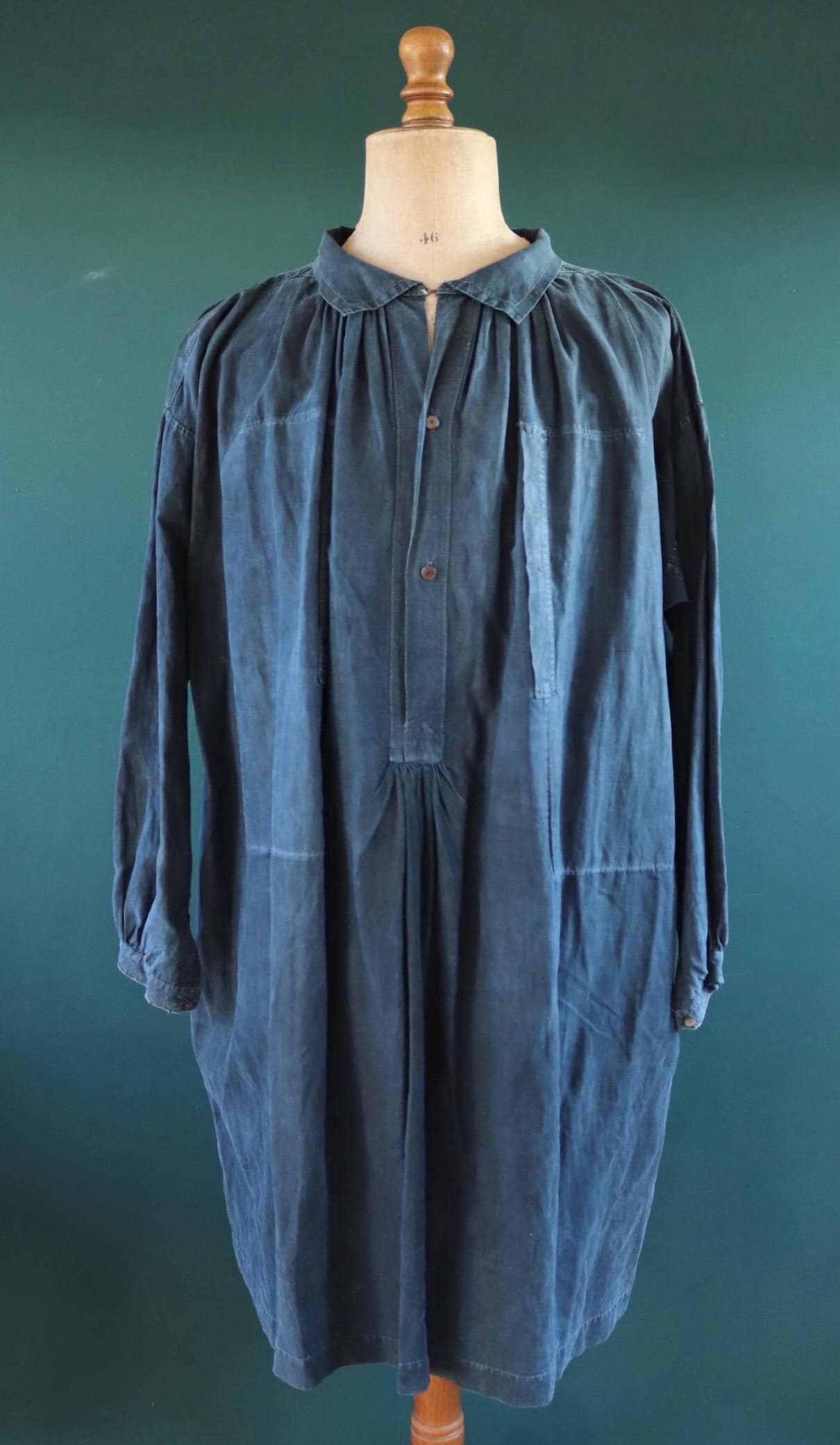 Antique 1900s French indigo biaude - vintage cotton workwear smock - 65" chest