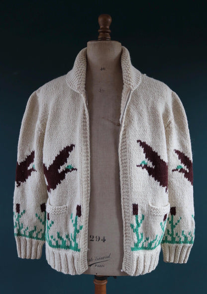 Vintage 1960s wool Cowichan sweater - 1970s novelty hand knit - shawl collar - geese design jumper - 42” chest