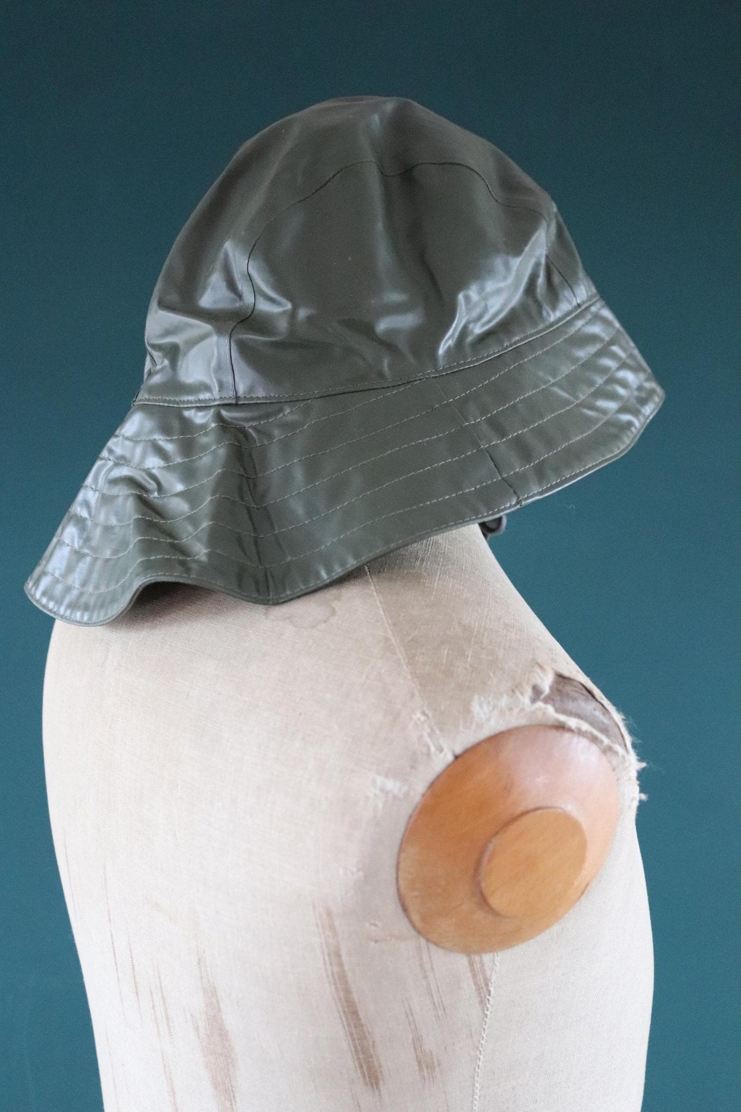 Vintage 1960s PVC sou’wester - waterproof bucket hat - fisherman workwear - rainwear - Swedish military